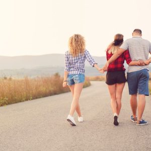 Ready to Explore Polyamory? Traits & Insights for Navigating Multiple Loves