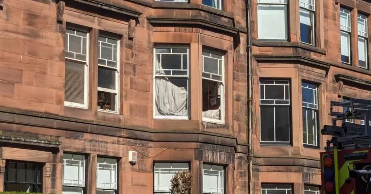 Tragic Death Following Early Morning Blaze in Glasgow Tenement Apartment: A Horrifying Incident